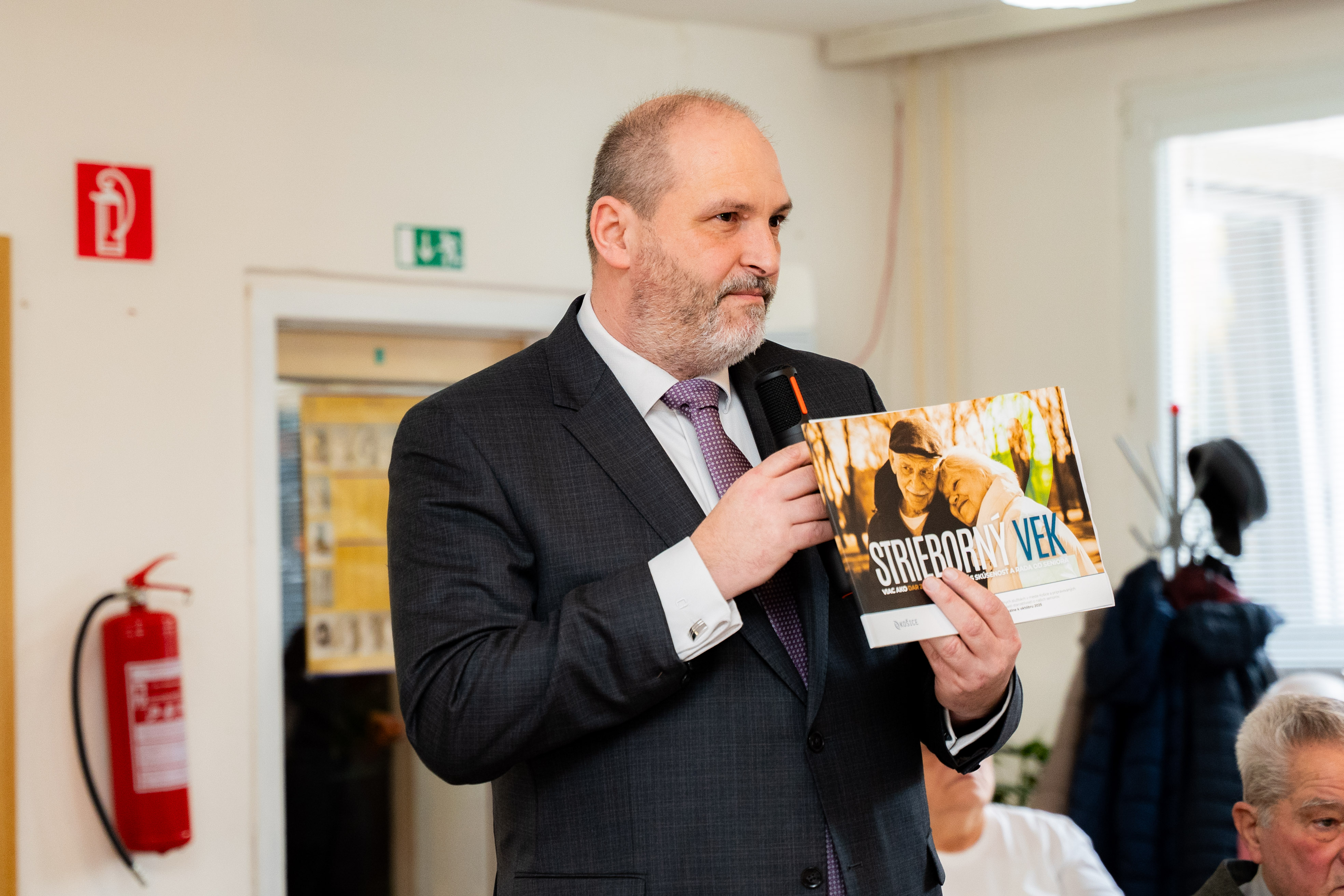 Seniorsky klub mestskej casti Kosice-Dargovskych hrdinov-23